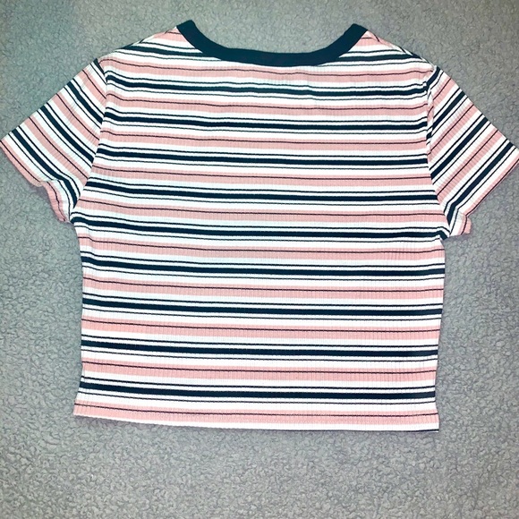 SHEIN Striped Crop Top - Picture 2 of 3